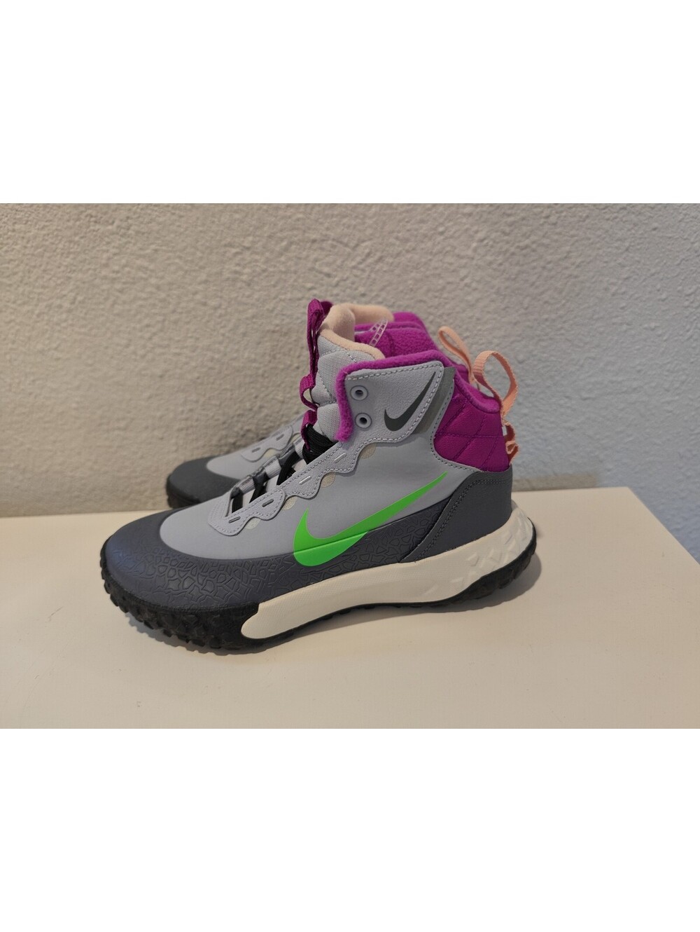 Nike Kids' Hiking Boots Size 5Y - Gray, Purple, and Green